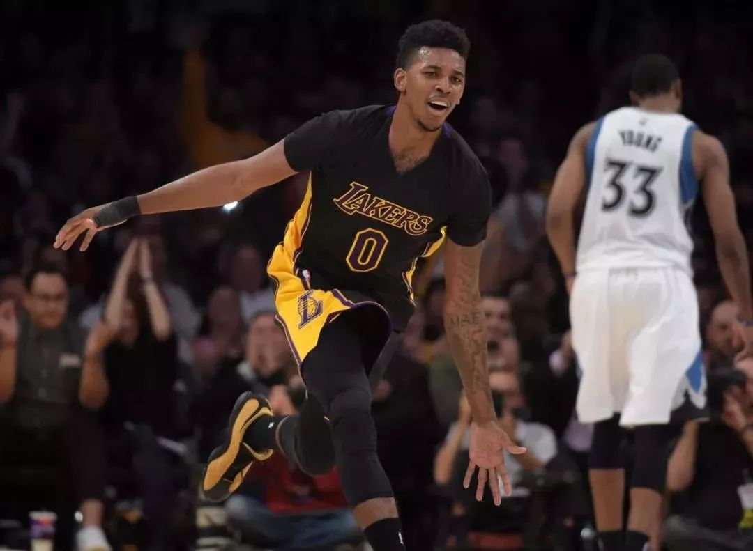 米体：多夫比克、弗格森和迪巴拉受伤，罗马冬窗再引一名前锋（米体：多夫比克、弗格森、迪巴拉伤停，罗马拟冬窗再签前锋）