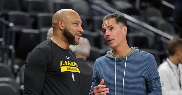 塔雷：拥有魔笛这样的导师是亚沙里的优势，我们对他充满信心（塔雷：魔笛担任导师令亚沙里更具优势，我们对他信心十足）