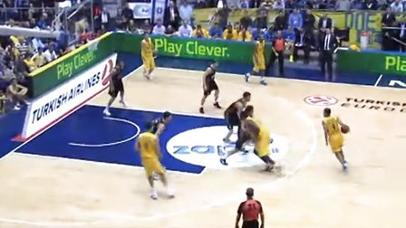 打进生涯意杯首球，皮奥成为国米队内首位四项赛事破门的球员（收获职业生涯意杯首球，皮奥成为国米阵中首位在四项赛事均破门的球员）