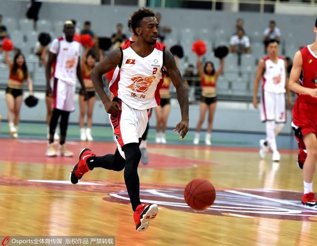 热那亚客场2：1胜乌迪内斯，科隆博首发75分钟（热那亚客场2比1力克乌迪内斯，科隆博首发出战75分钟）